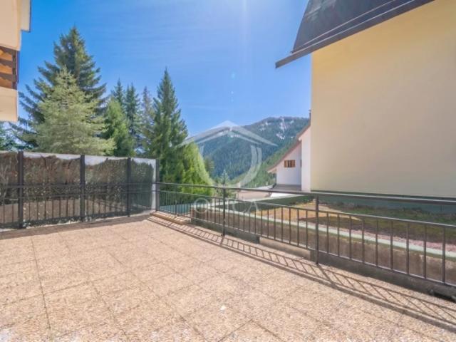 Auron centre Magnifique studio rénové avec terrasse