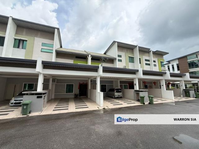 Aurora height Moyan Townhouse For Sale