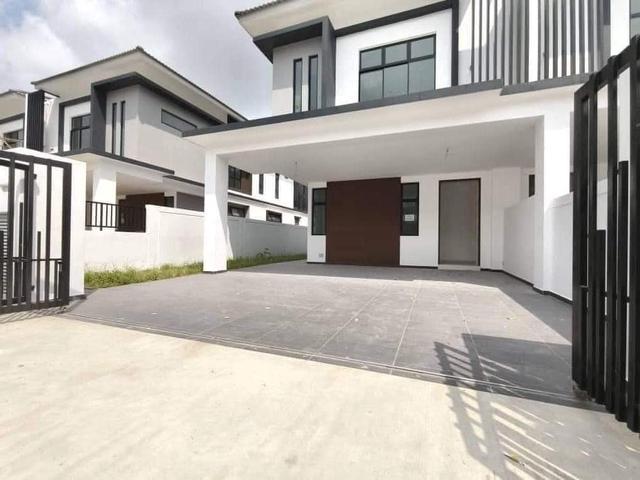 Austin Crest Cluster for Sale