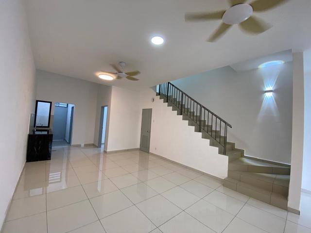 Austin Crest Double Storey Terrace House For Rent Partially Furnished