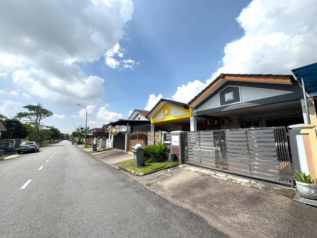 Austin Crest Jaya Putra Single Storey Terrace House For Sales