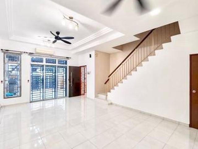 Austin crest La garden double storey gated guarded Full loan