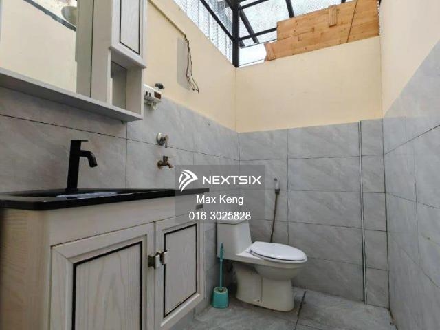 Austin Height Double Storey Cluster For Sale Corner Unit Unblock view