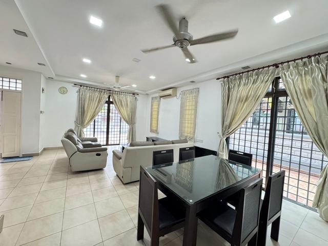 Austin Heights Double Storey 5 Bed Gated Guarded Taman Molek Ciq