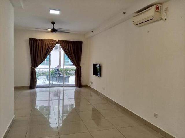 Austin Suite Condominium for SaleGood ConditionFull Loan unit