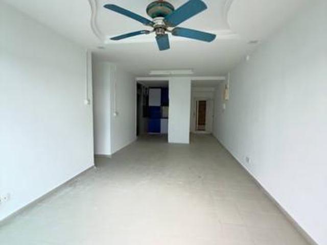 Austin Perdana Apartment Full loan Unit