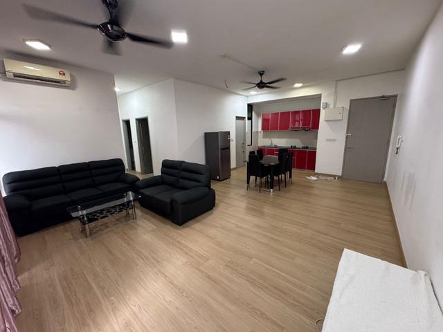 Austin Regency Mount Austin 2 carparks Full Loan Unit Renovated