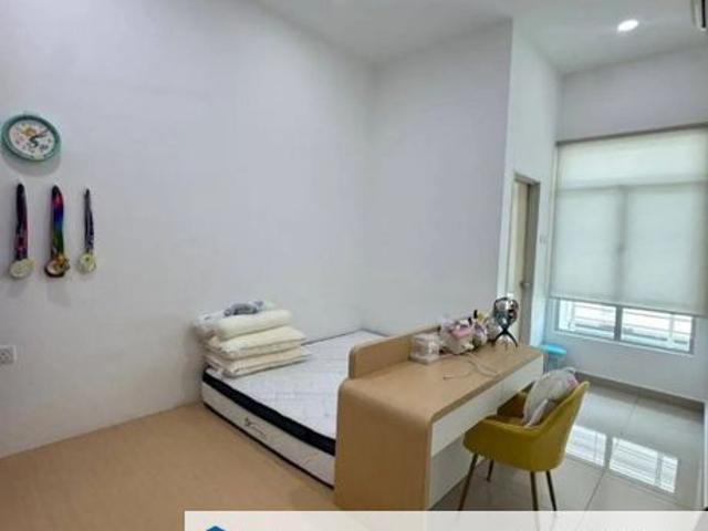 Austin Residence @Taman Mount Austin