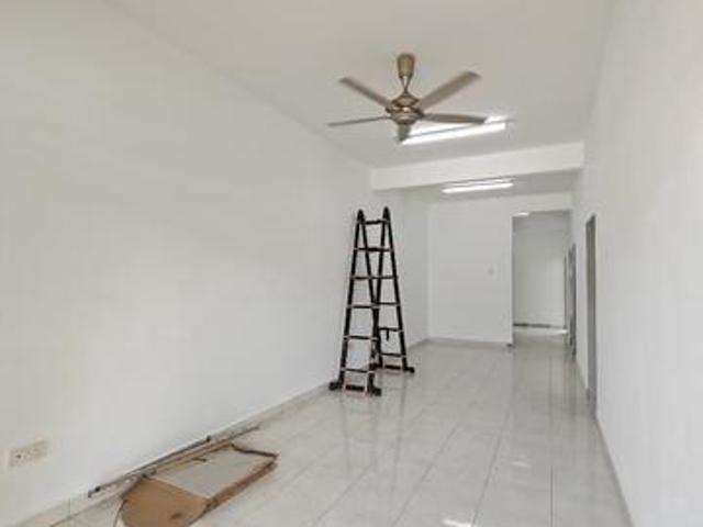 Austin Residence Mount Austin Single Storey Terrace Gated Guarded