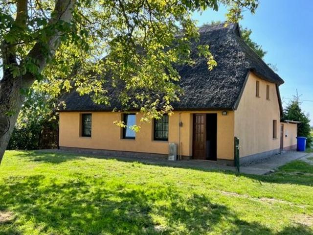 Ausbauhaus mit Nebengelass