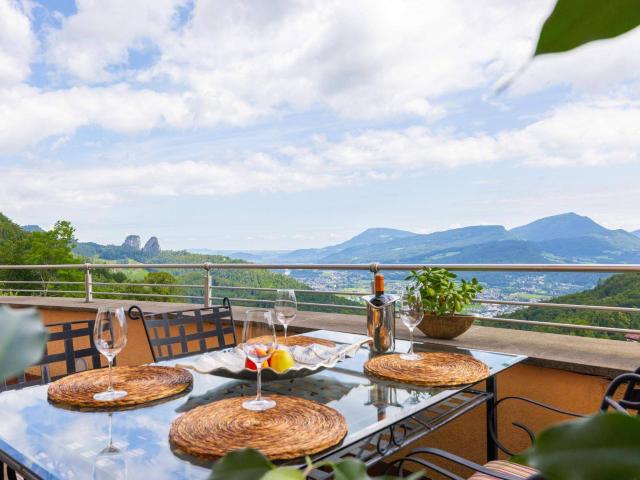 Ausblickswunder mit Private Spa – über dem Salzachtal  Wohnen & Arbeiten in atemberaubender Panoramalage