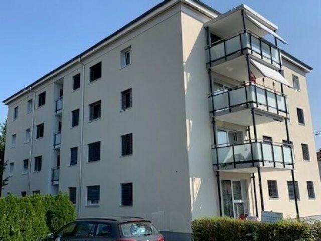 Aussenparkplatz ab sofort verfügbar!