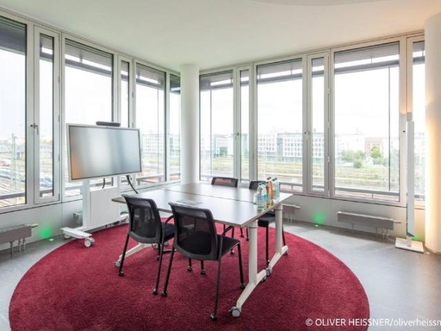 Außergewöhnlich Arbeiten in innovativem Bürohaus an der Hackerbrücke. Mit Terrasse