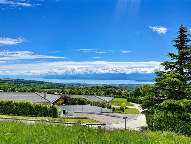 Außergewöhnliche Villa mit Panoramablick über den Genfersee und die Alpen