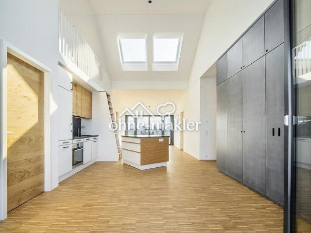 Außergewöhnliche DG Wohnung mit Weitblick 96,4 m2Wfl. + 13m2 Galerie