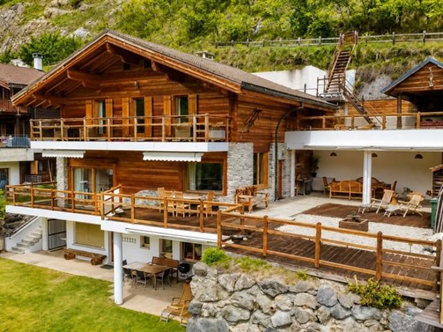 Außergewöhnliches Chalet mit Wellnessbereich und Panoramablick