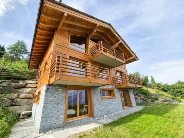 Außergewöhnliches Chalet am Rand des Bisses und in der Nähe der Skipisten in Nendaz!