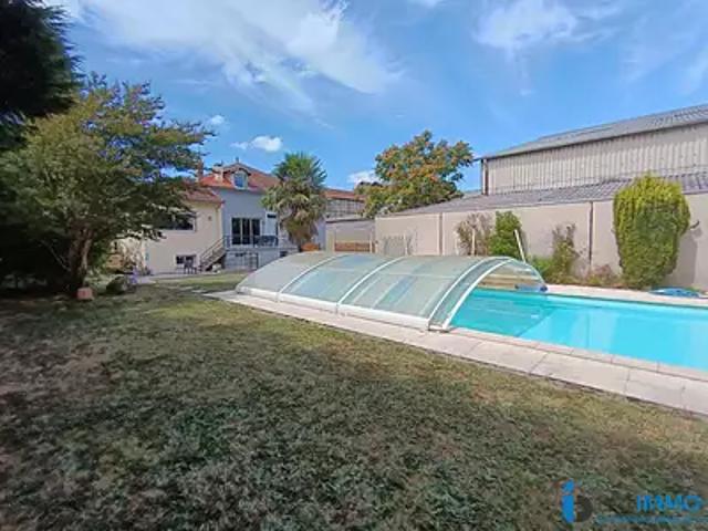 Aussillon 81200 Achat / Vente maison 8 pièces t8 piscine terrasse