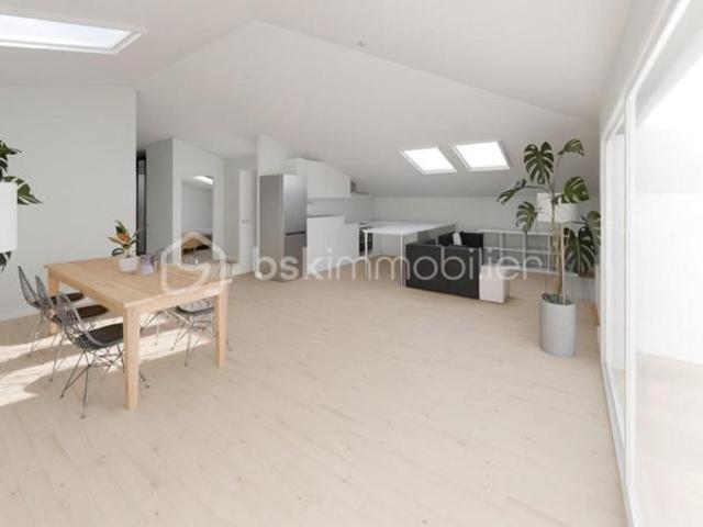 AUSSONNE, appartement T4 en dernier étage avec terrasse dans bâtisse de caractère