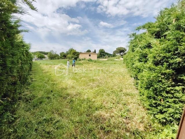 Aussonne Beau terrain 565m2 dans quartier calme