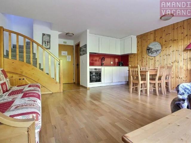 Autumn 2026 seasonal rental duplex
