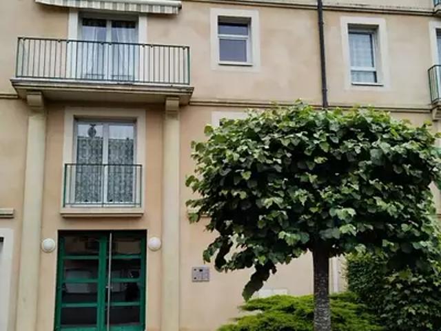 Autun 71400 Location appartement 2 pièces t2 cave parking