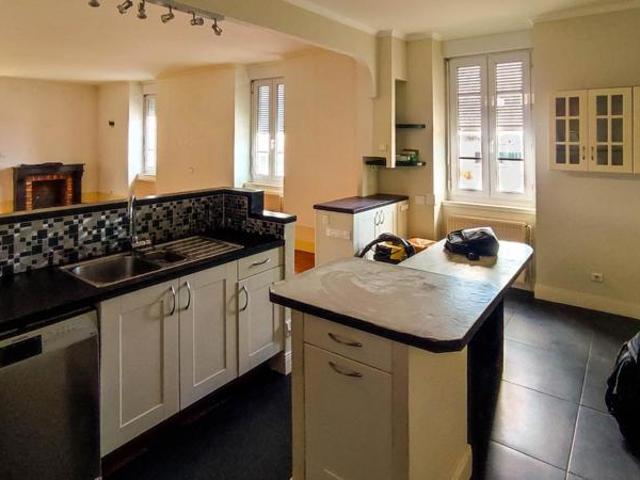 AUTUN – Appartement 150 m² – 4 chambres – Garage