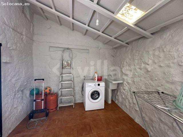 Auténtica casa menorquina con licencia turística y gran potencial en Toraixa