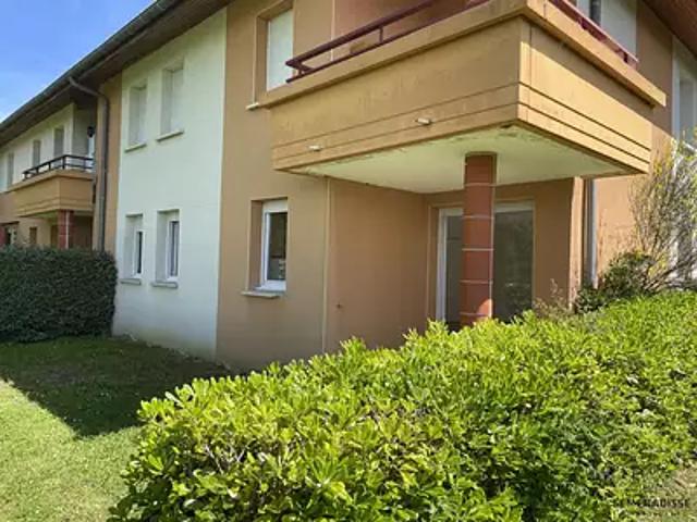 Auterive 31190 Location appartement 3 pièces t3 piscine terrasse