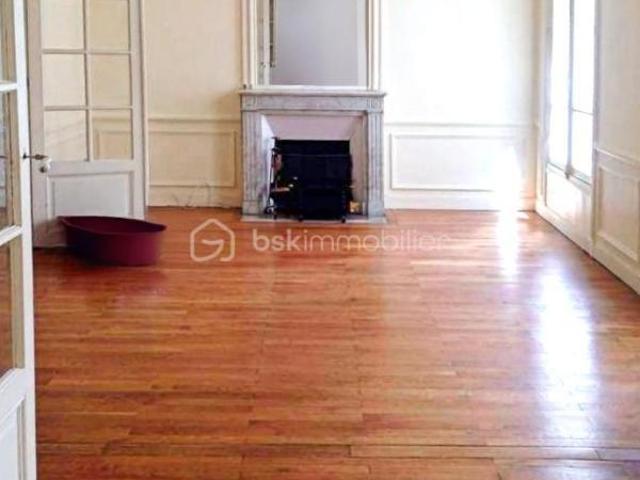 AUTEUIL NORD MOLITOR 3 PIECES, 65 m² CALME ET FRAIS