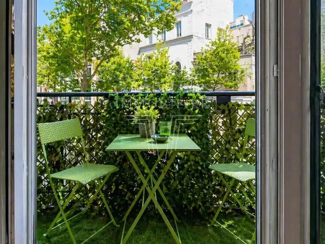 AUTEUIL/MOLITOR PARFAIT ÉTAT