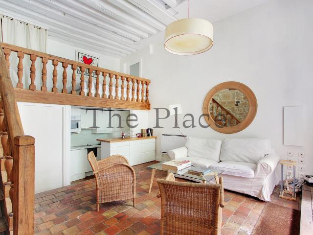 Authentic Duplex Loft in the Heart of Le Marais