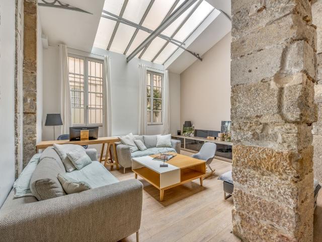 Authentic Lyon downtown Apartment, Lyon Amsterdam Apartments for Rent