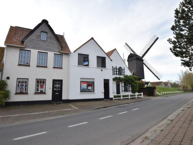 Authentieke woning gelegen aan Kalfsmolen