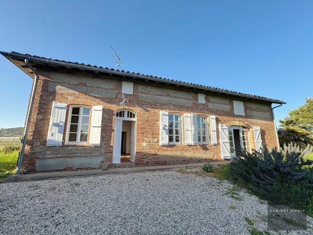 Authentique Toulousaine de caractère au coeur de la campagne