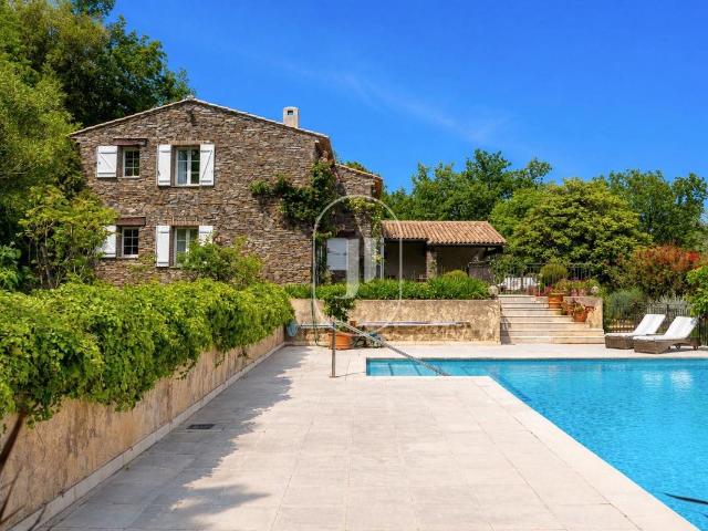 Authentique villa en pierre à vendre à La Garde Freinet 269m² La Garde Freinet