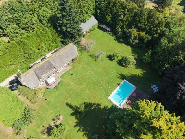 Authentique avec parc, prairie et piscine 178m² Pont Audemer