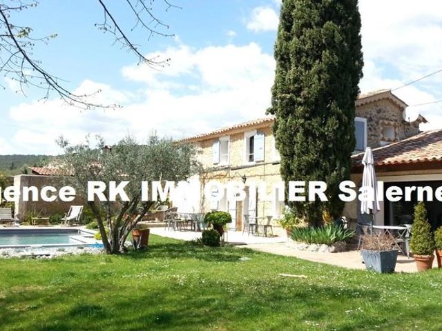 Authentique Bergerie rénovée + piscine REF.V077