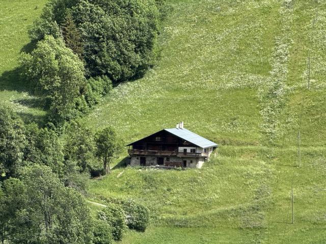 Authentique chalet savoyard proche Espace Diamant