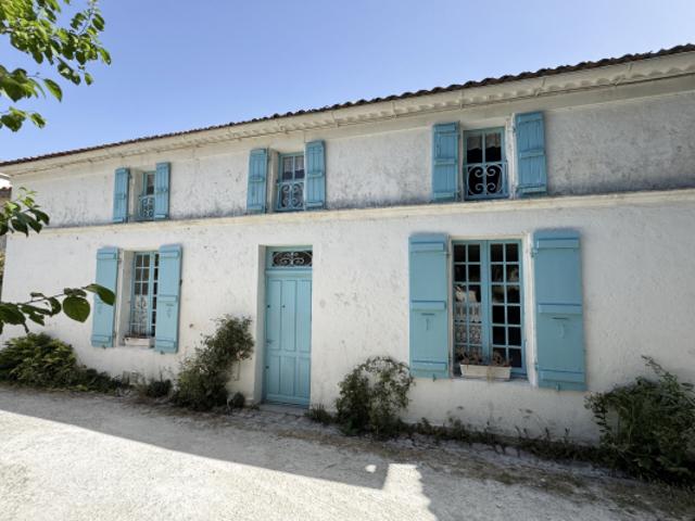 Authentique demeure au coeur de Talmont
