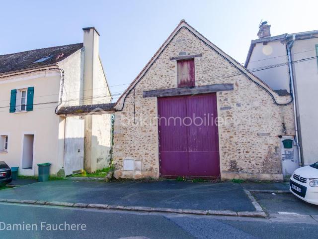 Authentique Grange à rénover ! Fort potentiel 120 m² possibles !