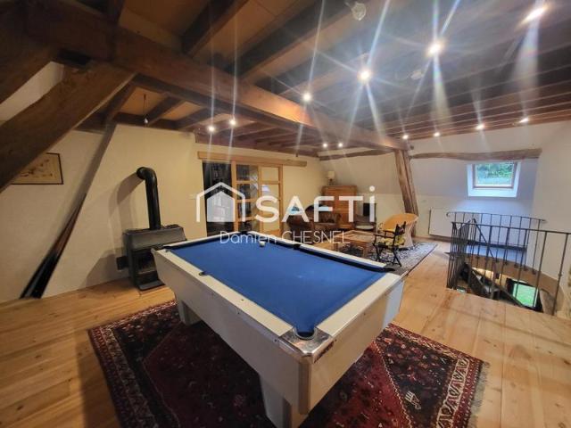 Authentique longère 270 m² DPE B – 7 chambres et vie de plain pied