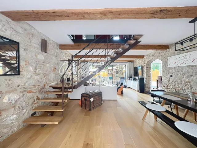 Authentique Maison De Caractere Renovee Avec Gout, Torreille. 162m² Torreilles