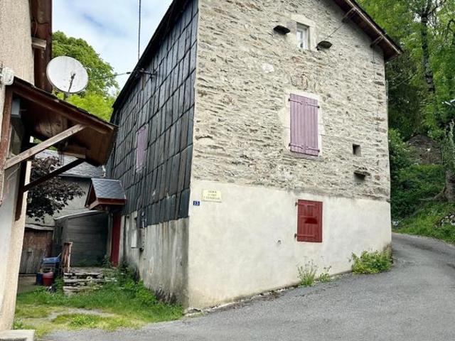 Authentique maison en pierre proche de Lacaune