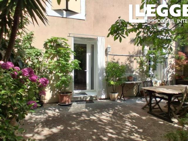 Authentique maison vigneronne avec terrasse, cour et grand garage