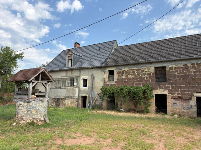 Authentique propriété en pierre offrant un remarquable poten. 109m² Segonzac