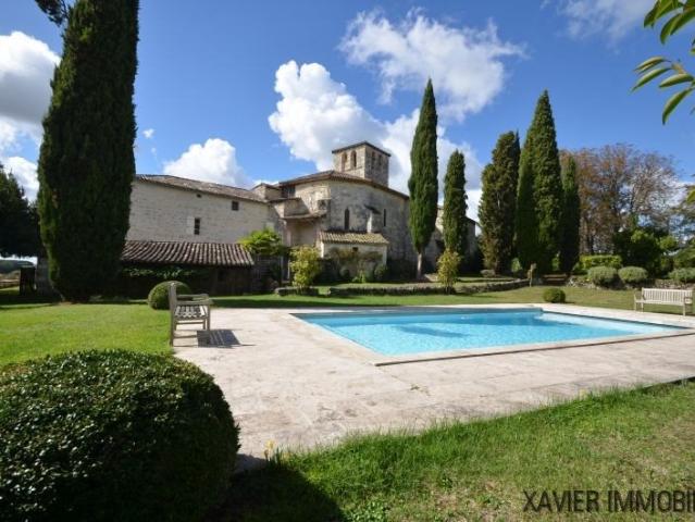Authentique presbytère du XVIIe siècle à 10 minutes de Monta. 175m² Montaigu de Quercy