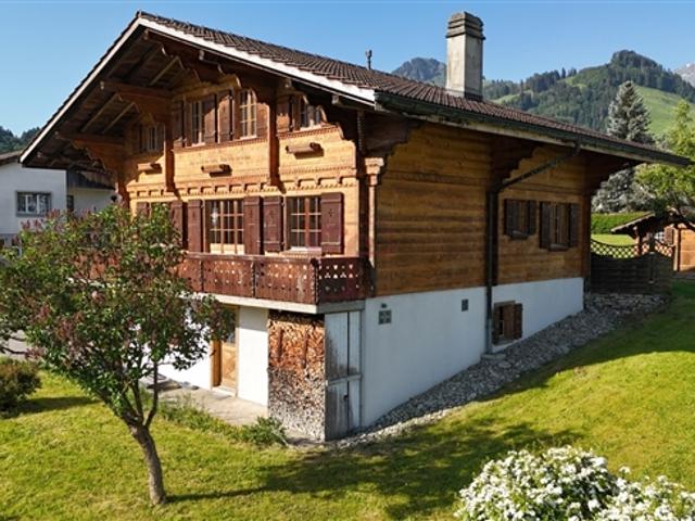 Authentische 6 Zimmer Blockhütte in Pringy