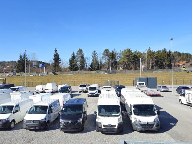 Autoabstellplätze Für bis zu 300 Autos, Büro Container, Toilette, Ca. 300 Meter V. Autobahnauffahrt, Gleisdorf bei Graz