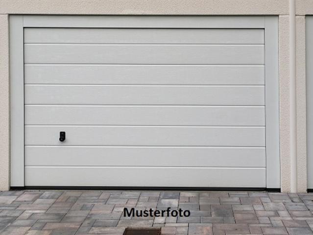Autoeinstellhallenplatz
